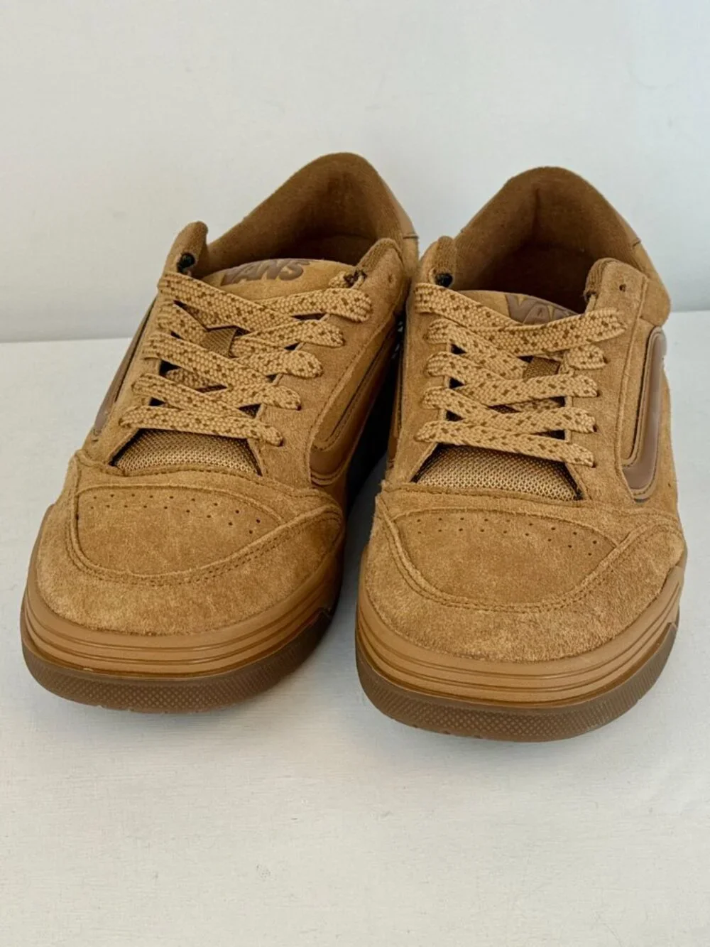 US Men's 12- VANS Hylane Skate Shoe - Tonal Chipmunk -  721356